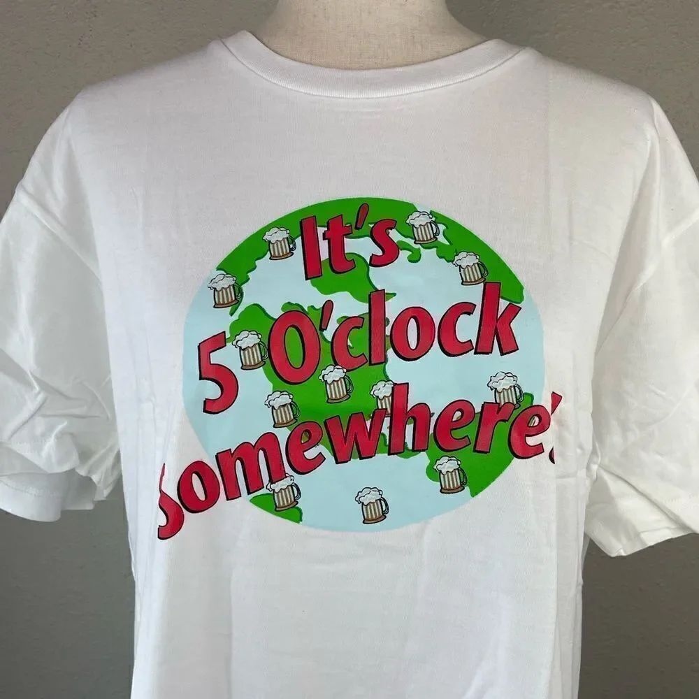 NWOT It’s 5 O’Clock Somewhere T-Shirt Size L